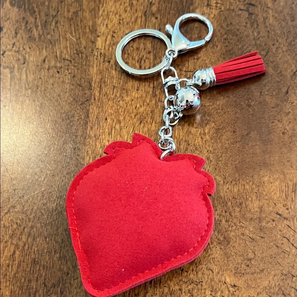 Strawberry Rhinestone Keychain - Picture 2 of 3